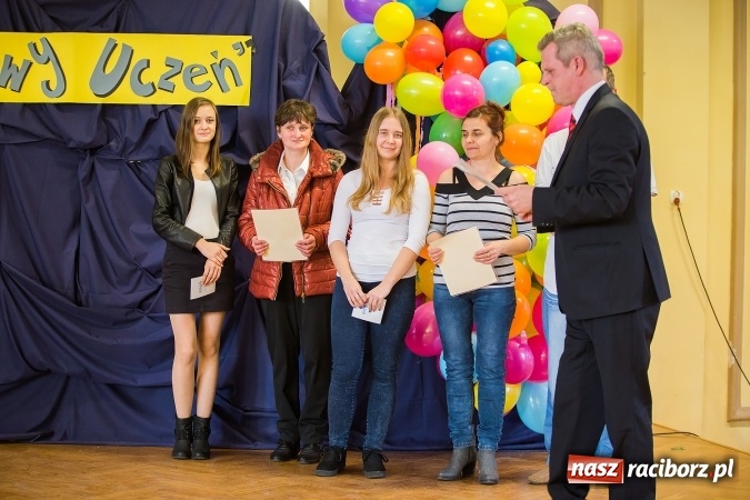 Zdjęcie w galerii na portalu naszraciborz.pl: Gala Ciekawy uczeń w CKZiU nr 1 wiadomości z regionu