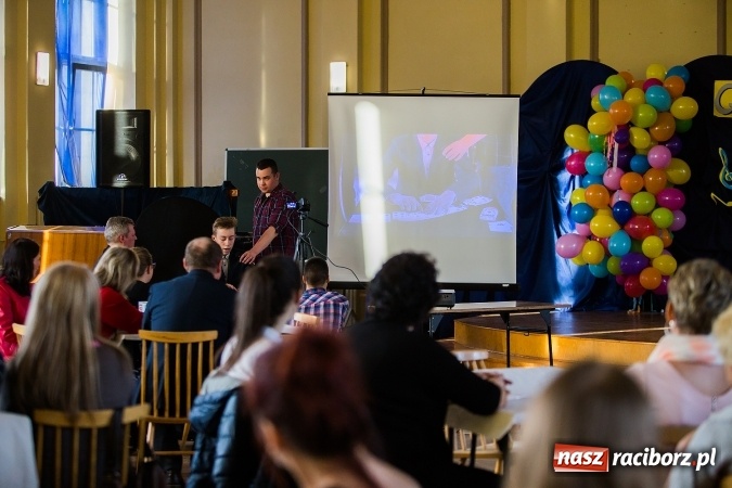 Zdjęcie w galerii na portalu naszraciborz.pl: Gala Ciekawy uczeń w CKZiU nr 1 wiadomości z regionu