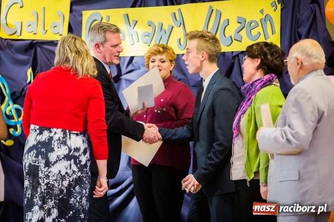 Zdjęcie w galerii na portalu naszraciborz.pl: Gala Ciekawy uczeń w CKZiU nr 1 wiadomości z regionu