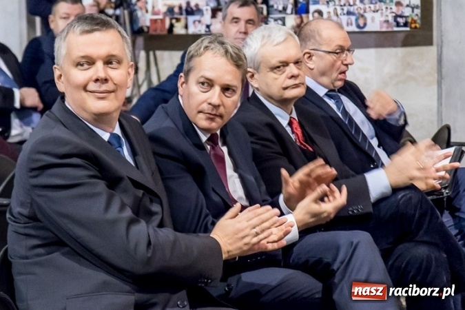 Zdjęcie w galerii na portalu naszraciborz.pl: Starosta raciborski na Nadzwyczajnym Zgromadzeniu Og&oacute;lnym Związku Powiat&oacute;w Polskich w Częstochowie wiadomości z regionu