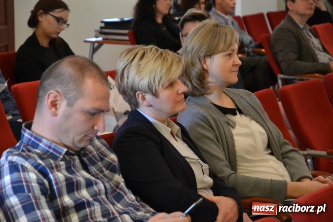 Zdjęcie w galerii na portalu naszraciborz.pl: Rozwój potencjału przyrodniczego i kulturowego na rzecz wspierania zatrudnienia - szkolenie na zamku za nami  wiadomości z regionu