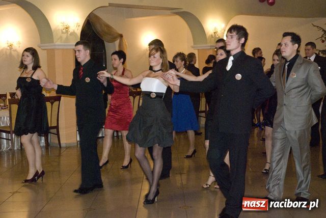 Zdjęcie w galerii na portalu naszraciborz.pl: Studniówka 2010 wiadomości z regionu