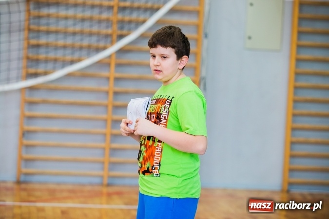 Zdjęcie w galerii na portalu naszraciborz.pl: Tenis stołowy szk&oacute;ł podstawowych w MOS-ie wiadomości z regionu