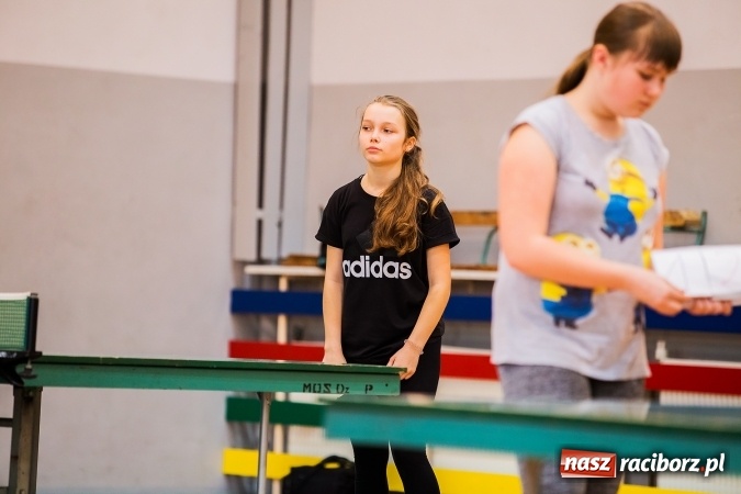 Zdjęcie w galerii na portalu naszraciborz.pl: Tenis stołowy szk&oacute;ł podstawowych w MOS-ie wiadomości z regionu