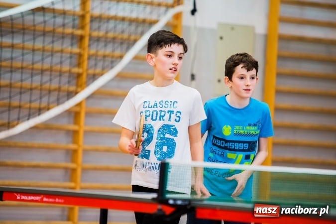 Zdjęcie w galerii na portalu naszraciborz.pl: Tenis stołowy szk&oacute;ł podstawowych w MOS-ie wiadomości z regionu