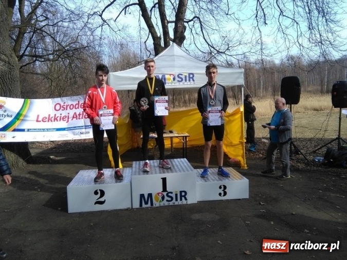 Zdjęcie w galerii na portalu naszraciborz.pl: Biegi przełajowe. Anna Szyjka i Krzysztof Turski ze złotem wiadomości z regionu