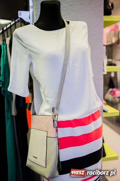 Zdjęcie w galerii na portalu naszraciborz.pl: Nowy sklep Fashion World przy Opawskiej w Raciborzu - otwarcie 8 marca! Dla każdej Pani z okazji Dnia Kobiet prezent do zakupów! wiadomości z regionu