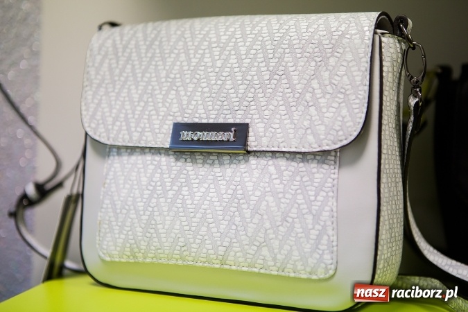 Zdjęcie w galerii na portalu naszraciborz.pl: Nowy sklep Fashion World przy Opawskiej w Raciborzu - otwarcie 8 marca! Dla każdej Pani z okazji Dnia Kobiet prezent do zakupów! wiadomości z regionu