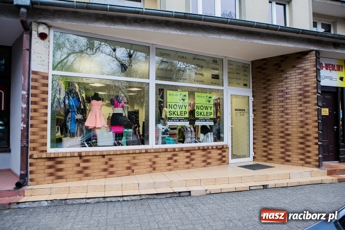 Zdjęcie w galerii na portalu naszraciborz.pl: Nowy sklep Fashion World przy Opawskiej w Raciborzu - otwarcie 8 marca! Dla każdej Pani z okazji Dnia Kobiet prezent do zakupów! wiadomości z regionu