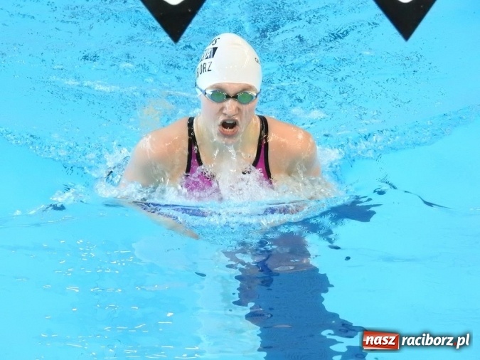 Zdjęcie w galerii na portalu naszraciborz.pl: Pływanie. Raciborskie sztafety na medal  wiadomości z regionu