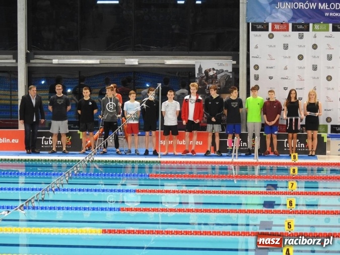 Zdjęcie w galerii na portalu naszraciborz.pl: Pływanie. Raciborskie sztafety na medal  wiadomości z regionu