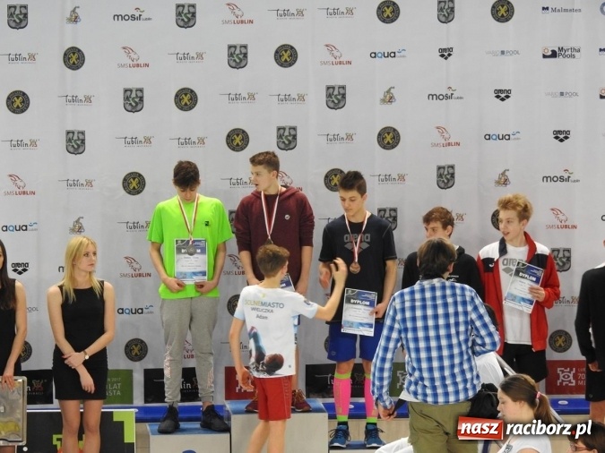 Zdjęcie w galerii na portalu naszraciborz.pl: Pływanie. Raciborskie sztafety na medal  wiadomości z regionu