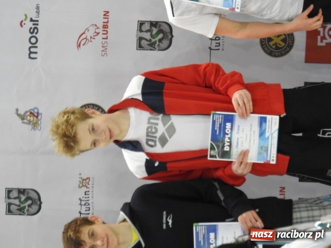 Zdjęcie w galerii na portalu naszraciborz.pl: Pływanie. Raciborskie sztafety na medal  wiadomości z regionu