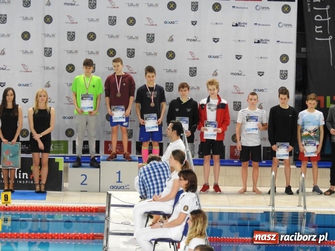 Zdjęcie w galerii na portalu naszraciborz.pl: Pływanie. Raciborskie sztafety na medal  wiadomości z regionu