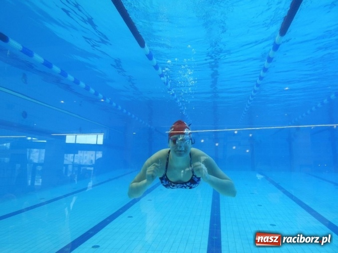 Zdjęcie w galerii na portalu naszraciborz.pl: Pływanie. Raciborskie sztafety na medal  wiadomości z regionu