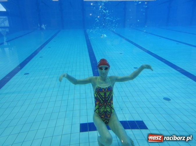 Zdjęcie w galerii na portalu naszraciborz.pl: Pływanie. Raciborskie sztafety na medal  wiadomości z regionu