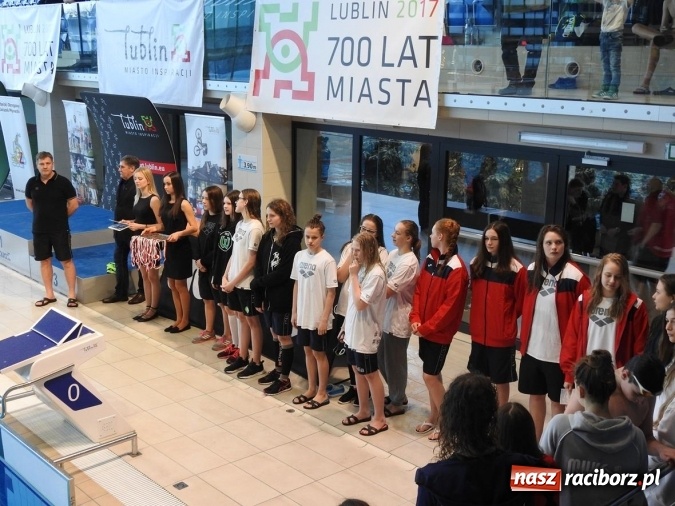 Zdjęcie w galerii na portalu naszraciborz.pl: Pływanie. Raciborskie sztafety na medal  wiadomości z regionu