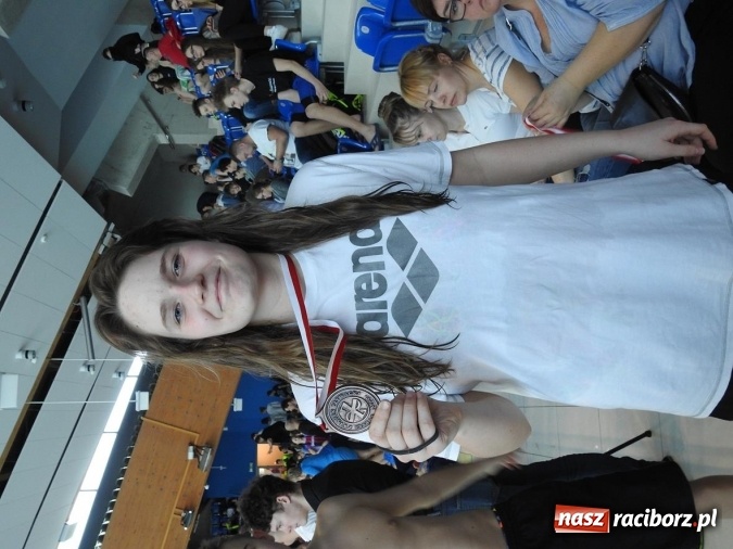 Zdjęcie w galerii na portalu naszraciborz.pl: Pływanie. Raciborskie sztafety na medal  wiadomości z regionu