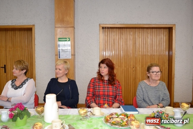 Zdjęcie w galerii na portalu naszraciborz.pl: Dzień Kobiet w gminie Krzyżanowice  wiadomości z regionu