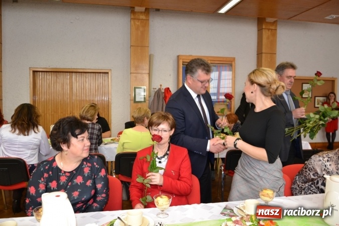 Zdjęcie w galerii na portalu naszraciborz.pl: Dzień Kobiet w gminie Krzyżanowice  wiadomości z regionu