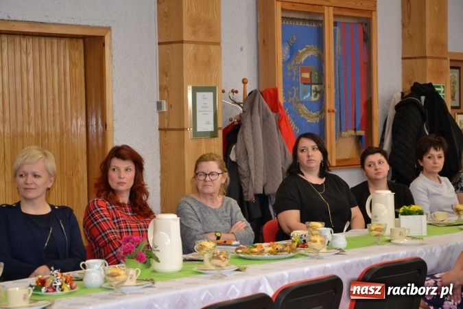 Zdjęcie w galerii na portalu naszraciborz.pl: Dzień Kobiet w gminie Krzyżanowice  wiadomości z regionu
