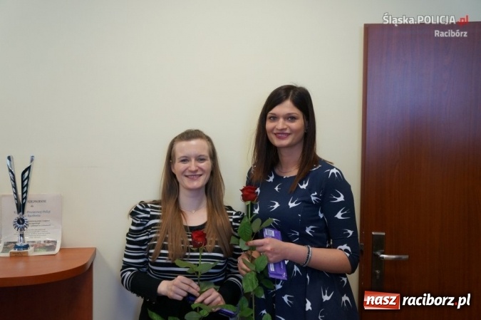 Zdjęcie w galerii na portalu naszraciborz.pl: Obchody Dnia Kobiet w raciborskiej komendzie wiadomości z regionu