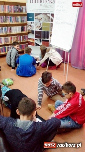 Zdjęcie w galerii na portalu naszraciborz.pl: Innowacyjny program edukacyjny Aflatoun dotarł do Raciborza wiadomości z regionu