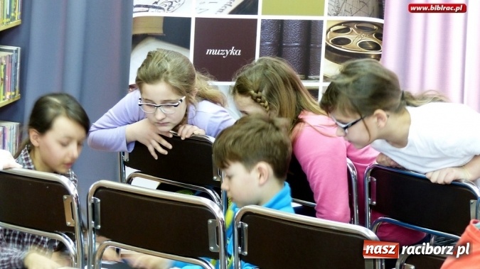 Zdjęcie w galerii na portalu naszraciborz.pl: Innowacyjny program edukacyjny Aflatoun dotarł do Raciborza wiadomości z regionu