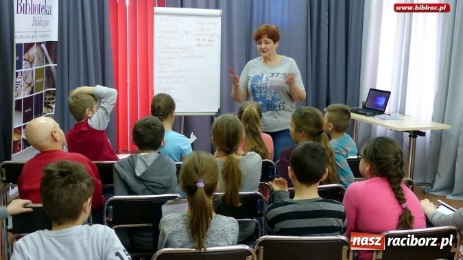 Zdjęcie w galerii na portalu naszraciborz.pl: Innowacyjny program edukacyjny Aflatoun dotarł do Raciborza wiadomości z regionu