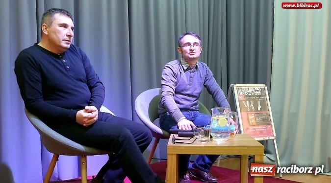 Zdjęcie w galerii na portalu naszraciborz.pl: Najzabawniejszy czeski pisarz - Evžen Boček w raciborskiej bibliotece wiadomości z regionu