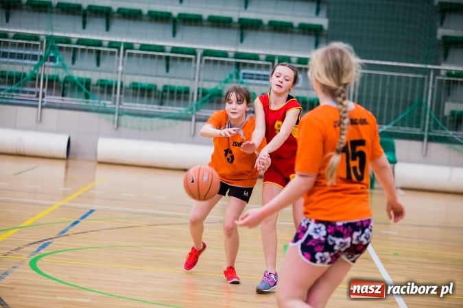 Zdjęcie w galerii na portalu naszraciborz.pl: Koszykarki z Markowic najlepsze w miejskich finałach wiadomości z regionu