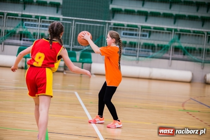 Zdjęcie w galerii na portalu naszraciborz.pl: Koszykarki z Markowic najlepsze w miejskich finałach wiadomości z regionu