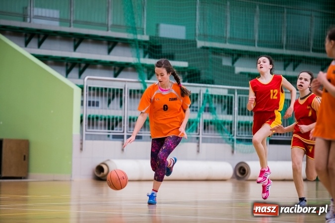 Zdjęcie w galerii na portalu naszraciborz.pl: Koszykarki z Markowic najlepsze w miejskich finałach wiadomości z regionu
