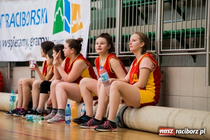 Zdjęcie w galerii na portalu naszraciborz.pl: Koszykarki z Markowic najlepsze w miejskich finałach wiadomości z regionu