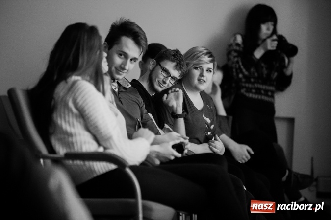 Zdjęcie w galerii na portalu naszraciborz.pl: Koncert uczniów II LO na Zamku Piastowskim wiadomości z regionu