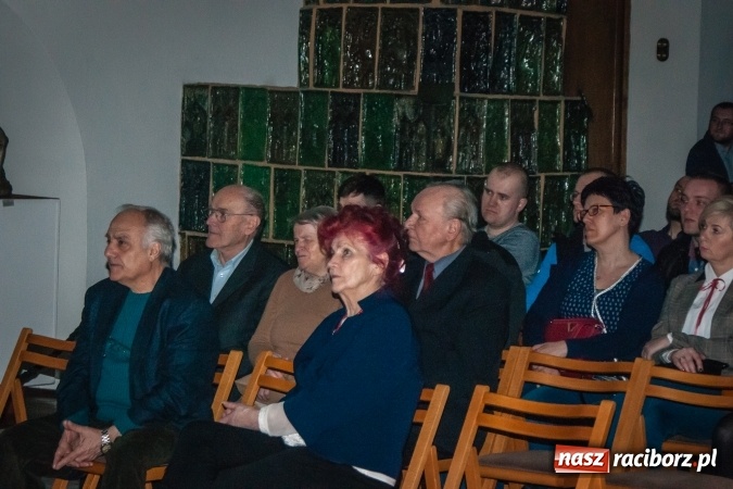 Zdjęcie w galerii na portalu naszraciborz.pl: Otwarcie wystawy Zaułek dominikański w raciborskim Muzeum wiadomości z regionu