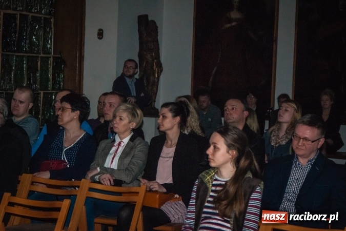 Zdjęcie w galerii na portalu naszraciborz.pl: Otwarcie wystawy Zaułek dominikański w raciborskim Muzeum wiadomości z regionu