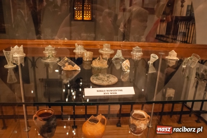 Zdjęcie w galerii na portalu naszraciborz.pl: Otwarcie wystawy Zaułek dominikański w raciborskim Muzeum wiadomości z regionu