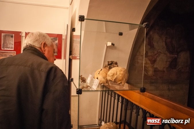 Zdjęcie w galerii na portalu naszraciborz.pl: Otwarcie wystawy Zaułek dominikański w raciborskim Muzeum wiadomości z regionu
