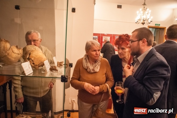 Zdjęcie w galerii na portalu naszraciborz.pl: Otwarcie wystawy Zaułek dominikański w raciborskim Muzeum wiadomości z regionu