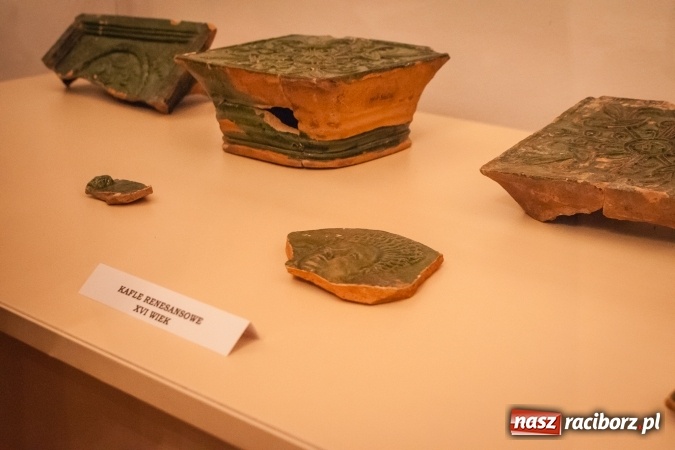 Zdjęcie w galerii na portalu naszraciborz.pl: Otwarcie wystawy Zaułek dominikański w raciborskim Muzeum wiadomości z regionu