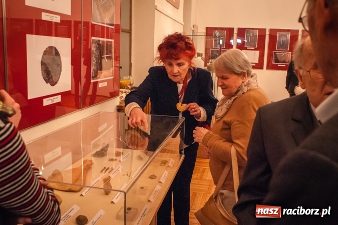Zdjęcie w galerii na portalu naszraciborz.pl: Otwarcie wystawy Zaułek dominikański w raciborskim Muzeum wiadomości z regionu