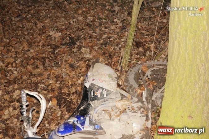Zdjęcie w galerii na portalu naszraciborz.pl: Tragiczny wypadek w Tworkowie z udziałem motocyklisty KOMUNIKAT POLICJI wiadomości z regionu