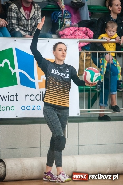 Zdjęcie w galerii na portalu naszraciborz.pl: Trwa VII edycja siatkarskiego Turnieju Zakładów Pracy i Służb Mudurowych o Puchar Prezydenta wiadomości z regionu