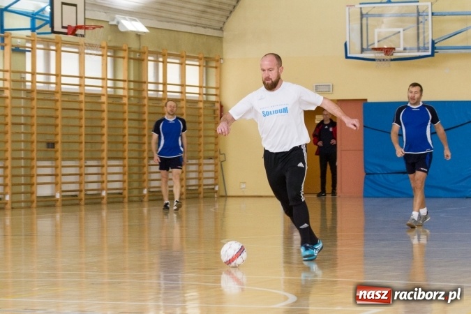 Zdjęcie w galerii na portalu naszraciborz.pl: KWS Racibórz wygrało turniej oldbojów w Pietrowicach Wielkich wiadomości z regionu