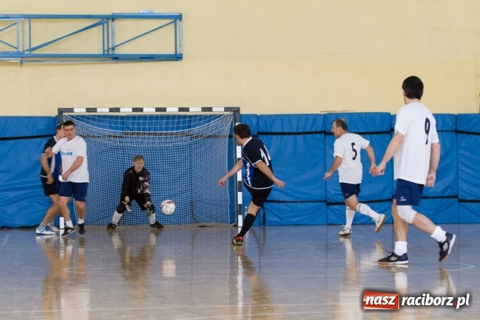 Zdjęcie w galerii na portalu naszraciborz.pl: KWS Racibórz wygrało turniej oldbojów w Pietrowicach Wielkich wiadomości z regionu