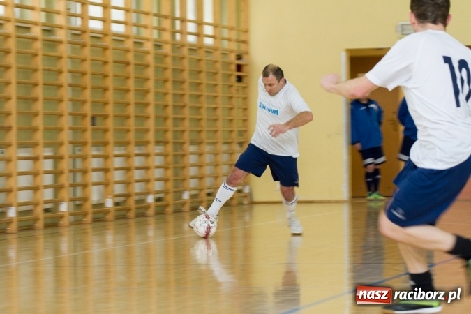 Zdjęcie w galerii na portalu naszraciborz.pl: KWS Racibórz wygrało turniej oldbojów w Pietrowicach Wielkich wiadomości z regionu