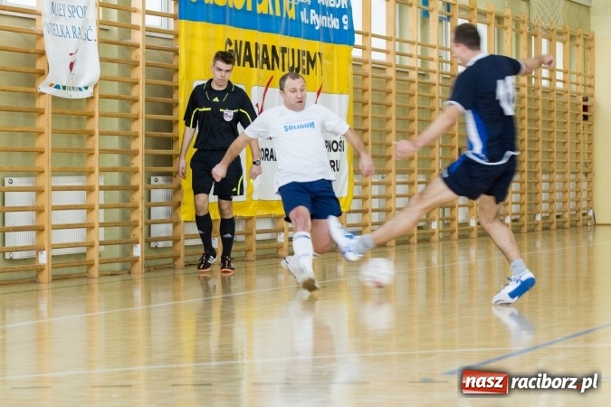 Zdjęcie w galerii na portalu naszraciborz.pl: KWS Racibórz wygrało turniej oldbojów w Pietrowicach Wielkich wiadomości z regionu