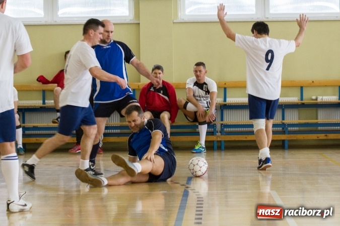 Zdjęcie w galerii na portalu naszraciborz.pl: KWS Racibórz wygrało turniej oldbojów w Pietrowicach Wielkich wiadomości z regionu