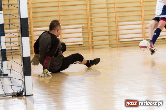 Zdjęcie w galerii na portalu naszraciborz.pl: KWS Racibórz wygrało turniej oldbojów w Pietrowicach Wielkich wiadomości z regionu